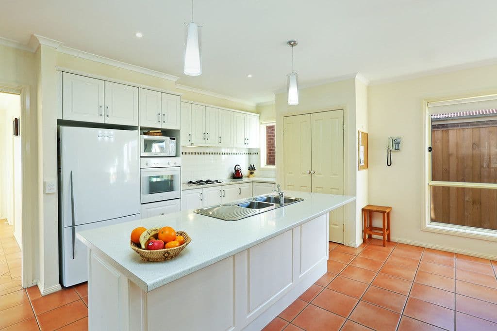 33 Greenleaf Drive, Lara VIC 3212, Lara - Thumbnail 4