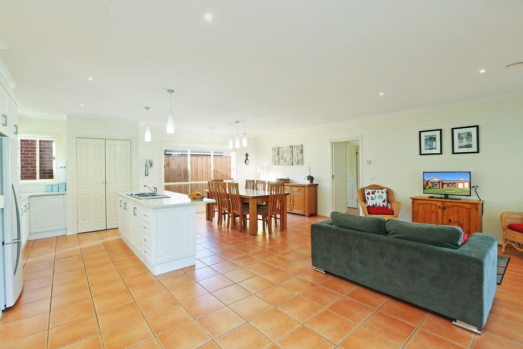33 Greenleaf Drive, Lara VIC 3212, Lara - Thumbnail 6