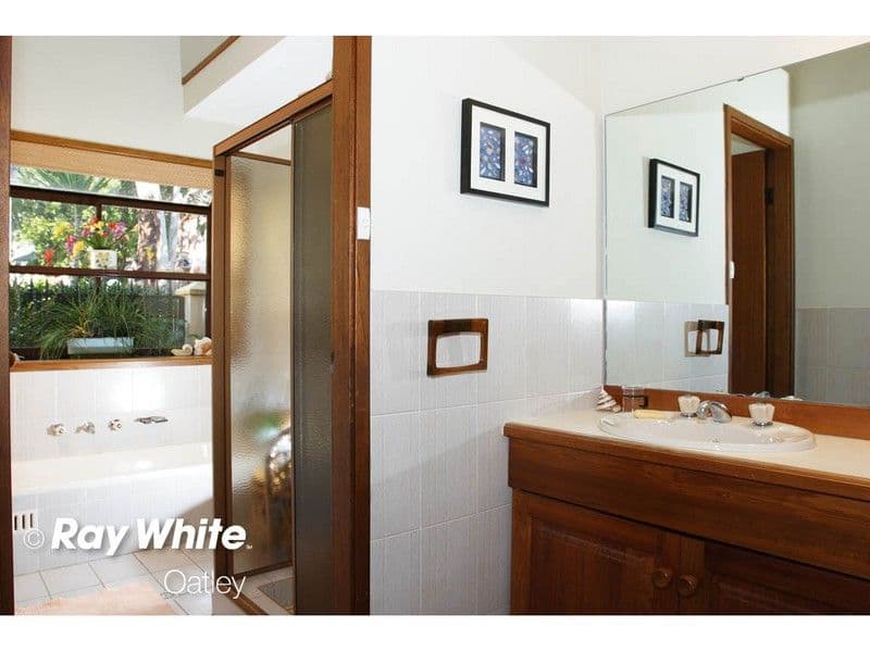 4 Parkview Place, Helensvale, QLD, 4212, Helensvale - Thumbnail 7