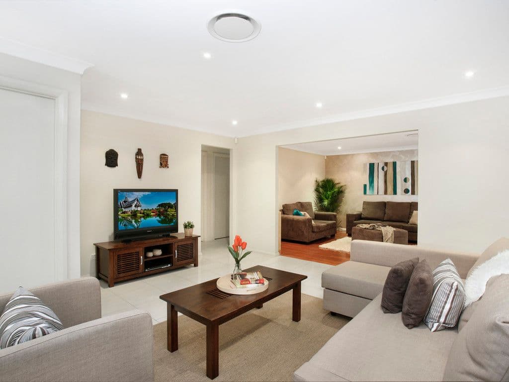 60 Hemsworth Avenue, Middleton Grange - Thumbnail 3