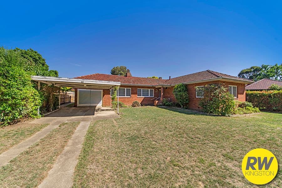 22 Blaxland Crescent, Griffith ACT 2603, Griffith - Thumbnail 2