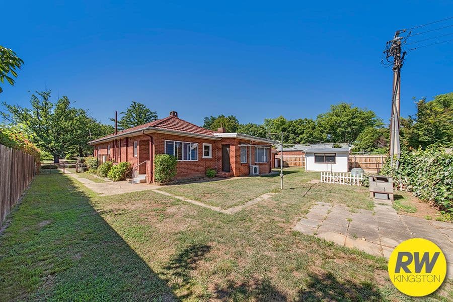 22 Blaxland Crescent, Griffith ACT 2603, Griffith - Thumbnail 3