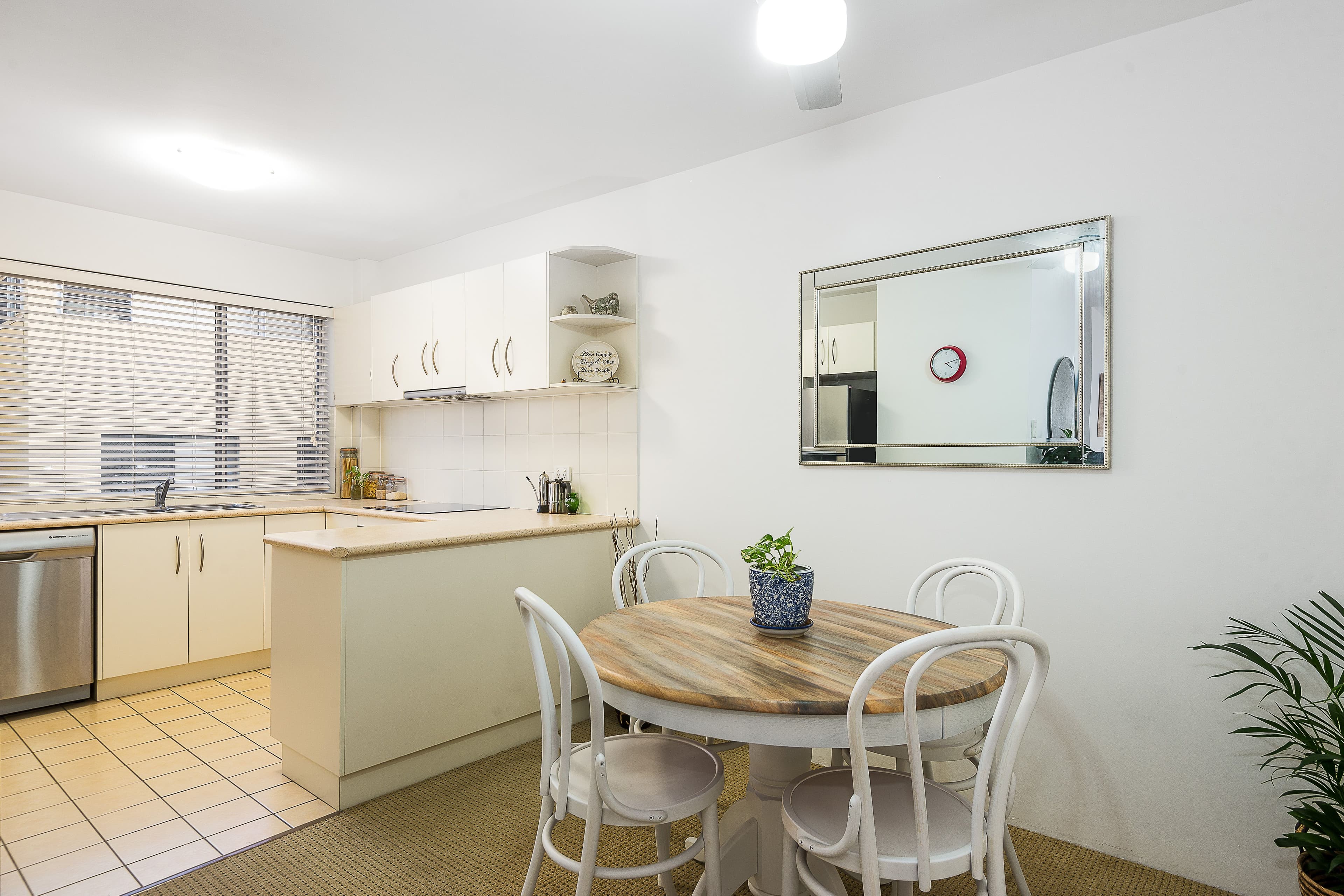 6 Barlow Street, Clayfield QLD 4011, Clayfield - Thumbnail 7