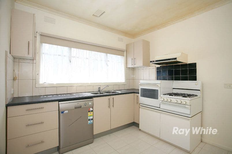 5 Gatcum Court, NOBLE PARK VIC 3174, Noble Park - Thumbnail 2