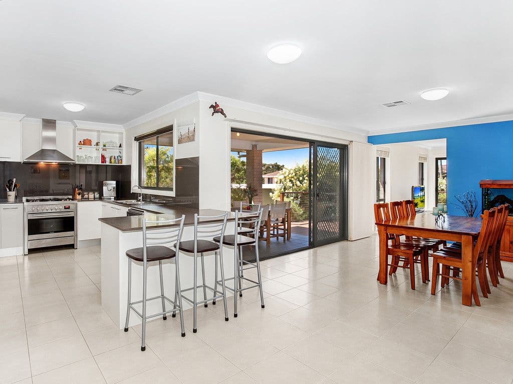 5 Otford Road, Helensburgh NSW 2508, Helensburgh - Thumbnail 2