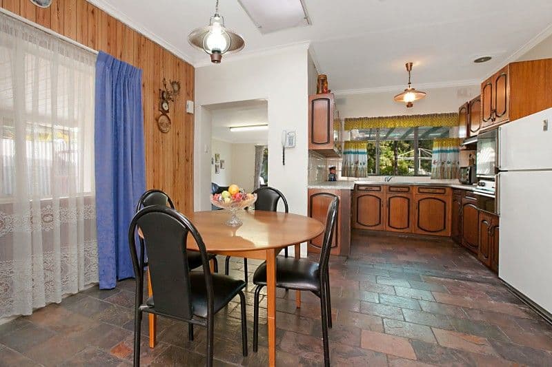 3 Carolan Crescent, VALLEY VIEW SA 5093, Valley View - Thumbnail 4