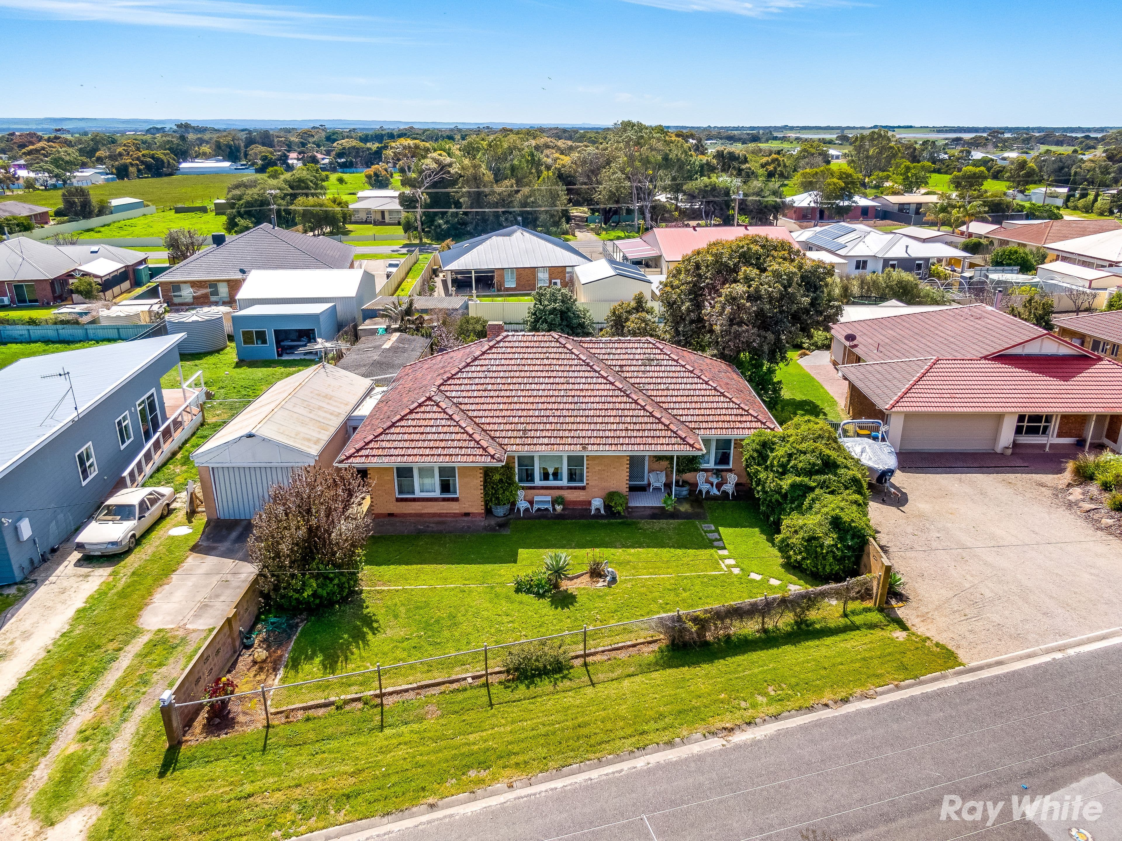 8 MURRAY Street, Goolwa North SA 5214, Goolwa North - Thumbnail 4