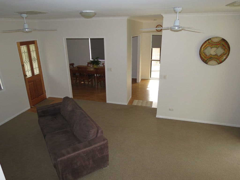 2 Michelle Place, Emerald QLD 4720, Emerald - Thumbnail 6