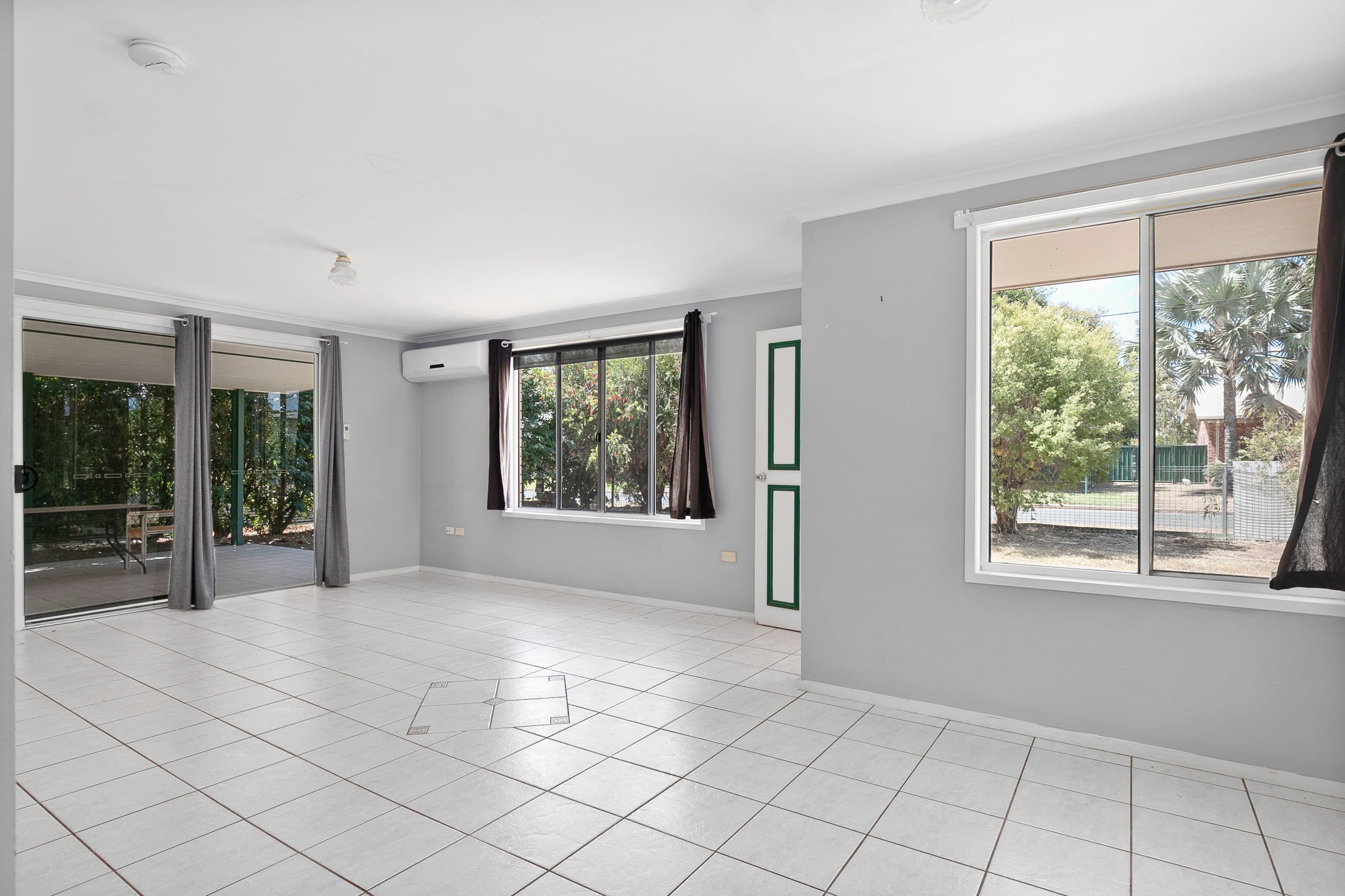 45 Staal Crescent, Emerald QLD 4720, Emerald - Thumbnail 5
