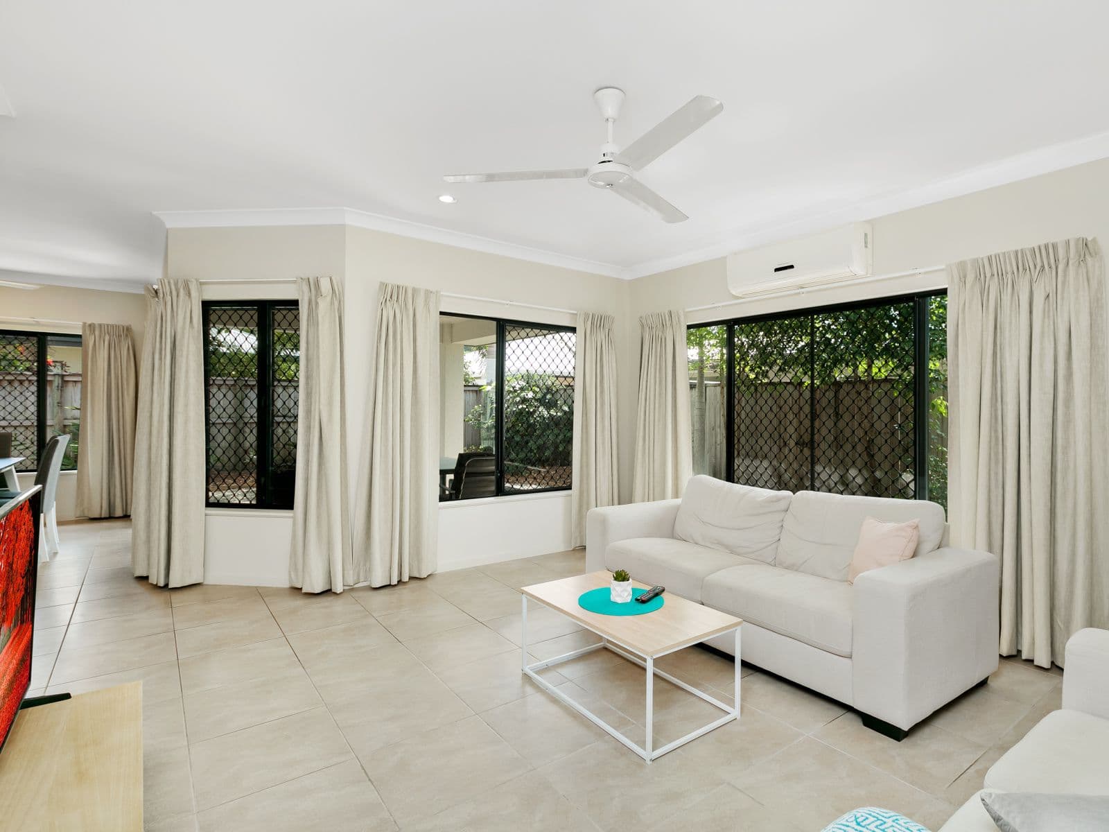 11 Seaways Street, Trinity Beach QLD 4879, Trinity Beach - Thumbnail 3