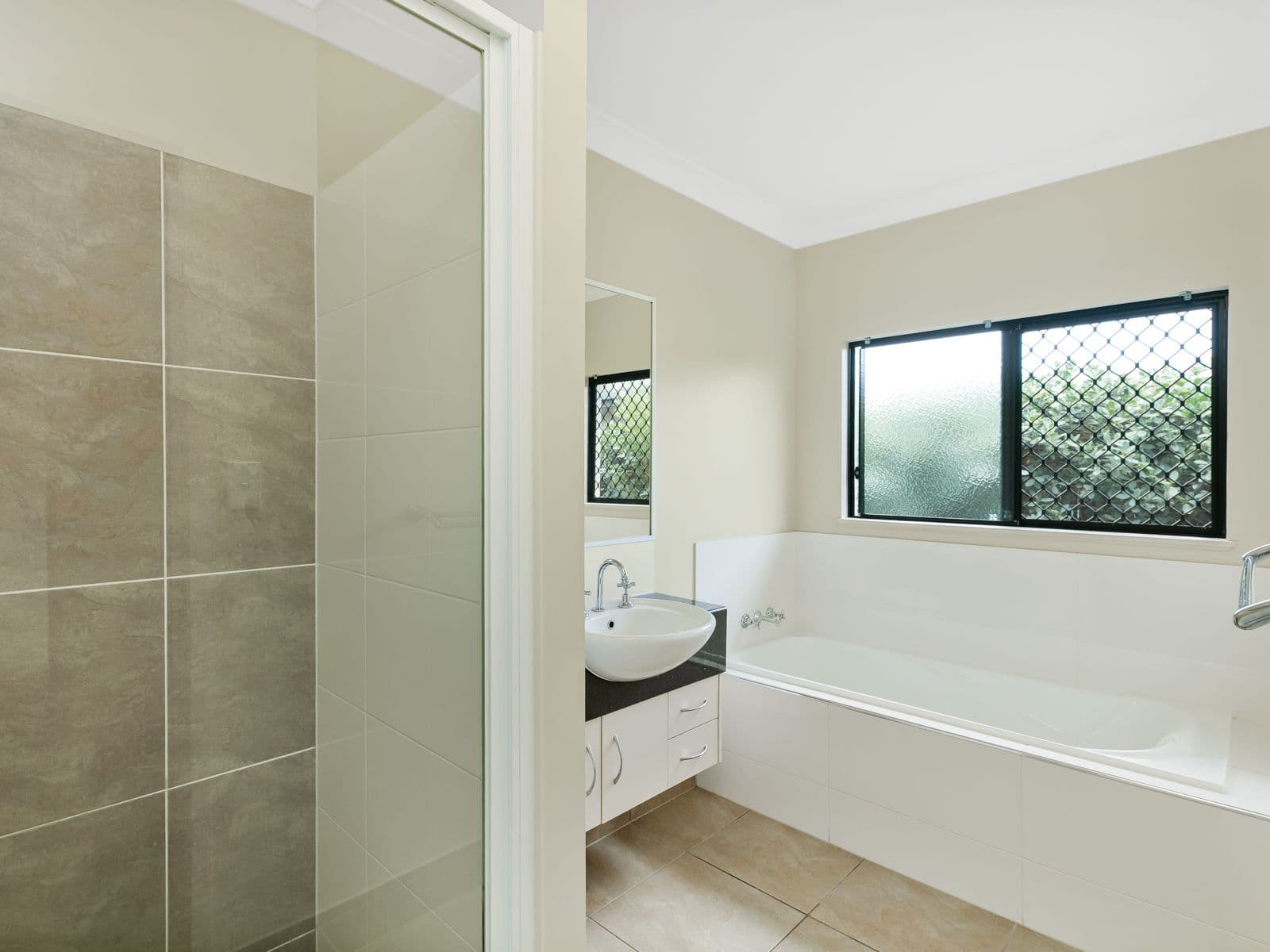 11 Seaways Street, Trinity Beach QLD 4879, Trinity Beach - Thumbnail 8