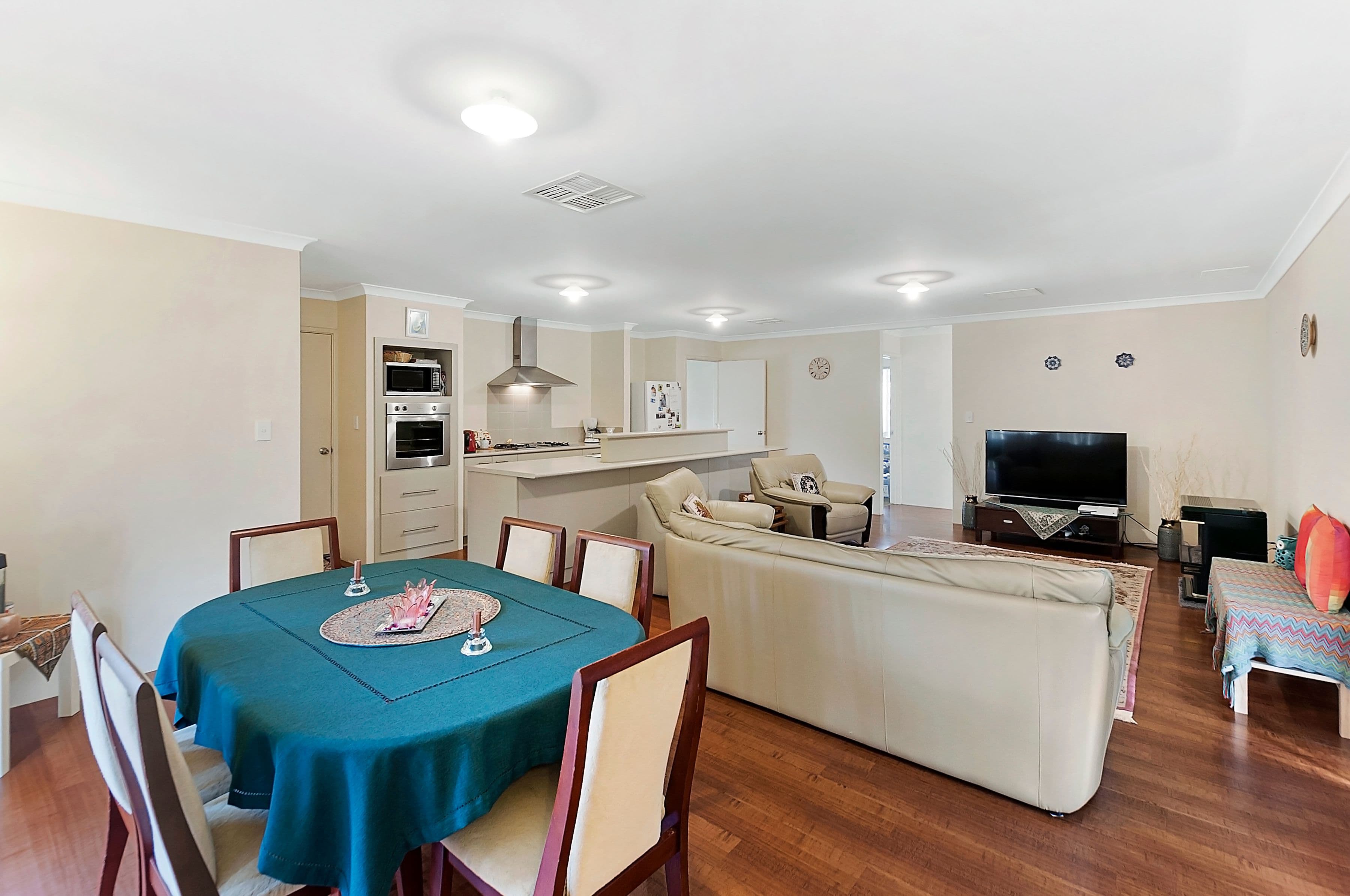 13 Hoskins Way, Australind WA 6233, Australind - Thumbnail 8