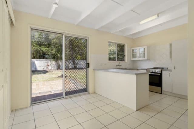 7 Alpinia Avenue, Banksia Beach QLD 4507, Banksia Beach - Thumbnail 5