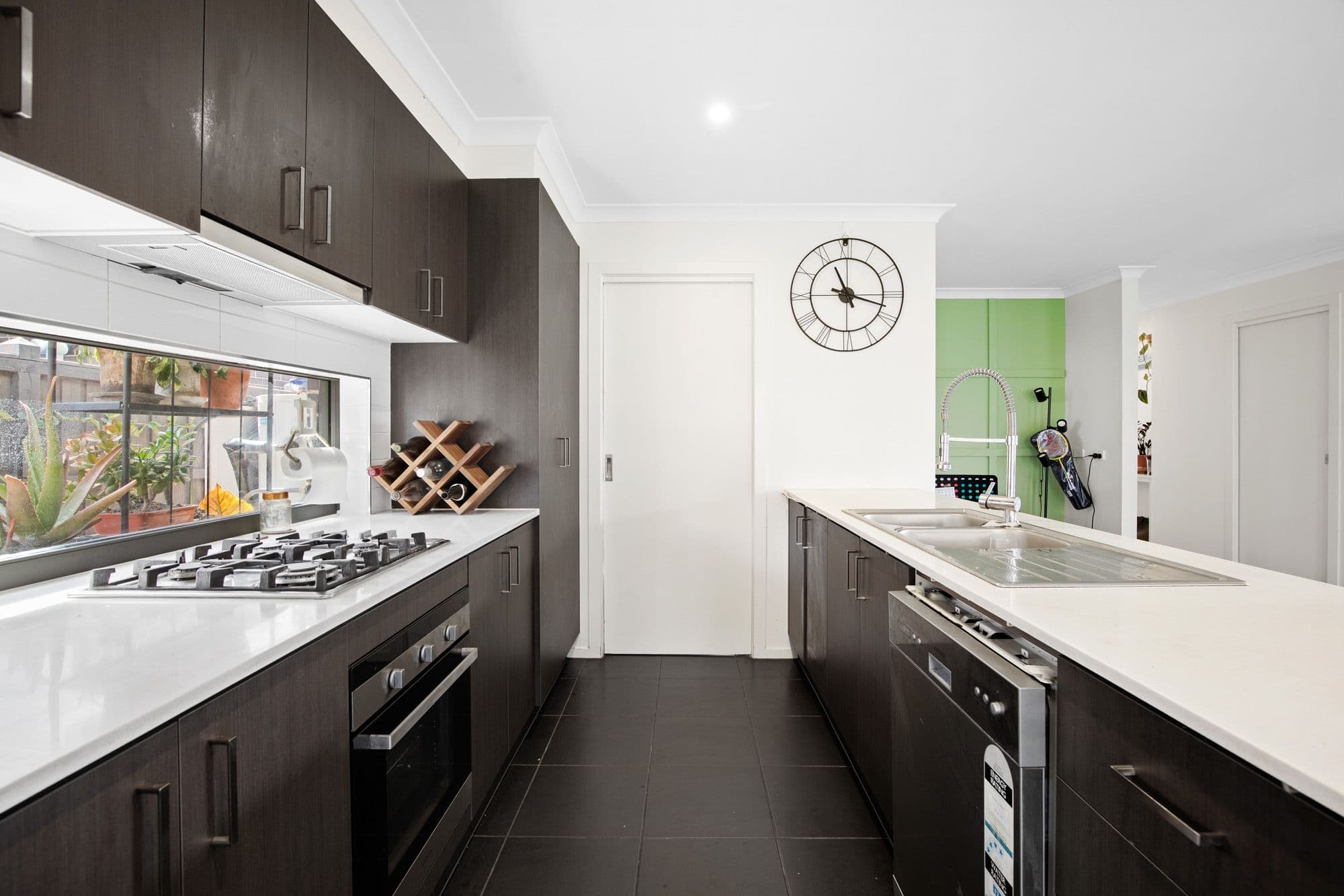 6 Dingo Street, Point Cook VIC 3030, Point Cook - Thumbnail 5
