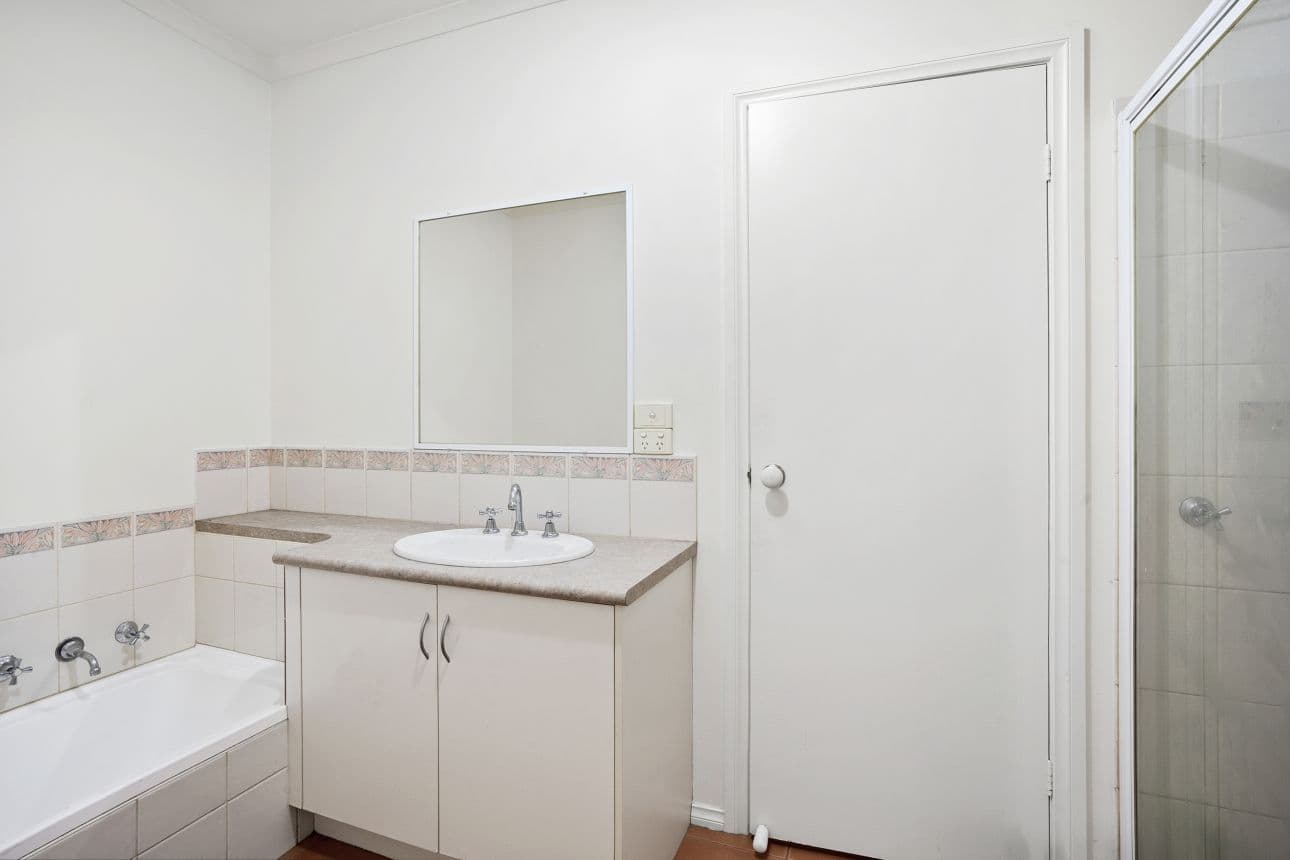 13 Bracknell Court, Lara VIC 3212, Lara - Thumbnail 6