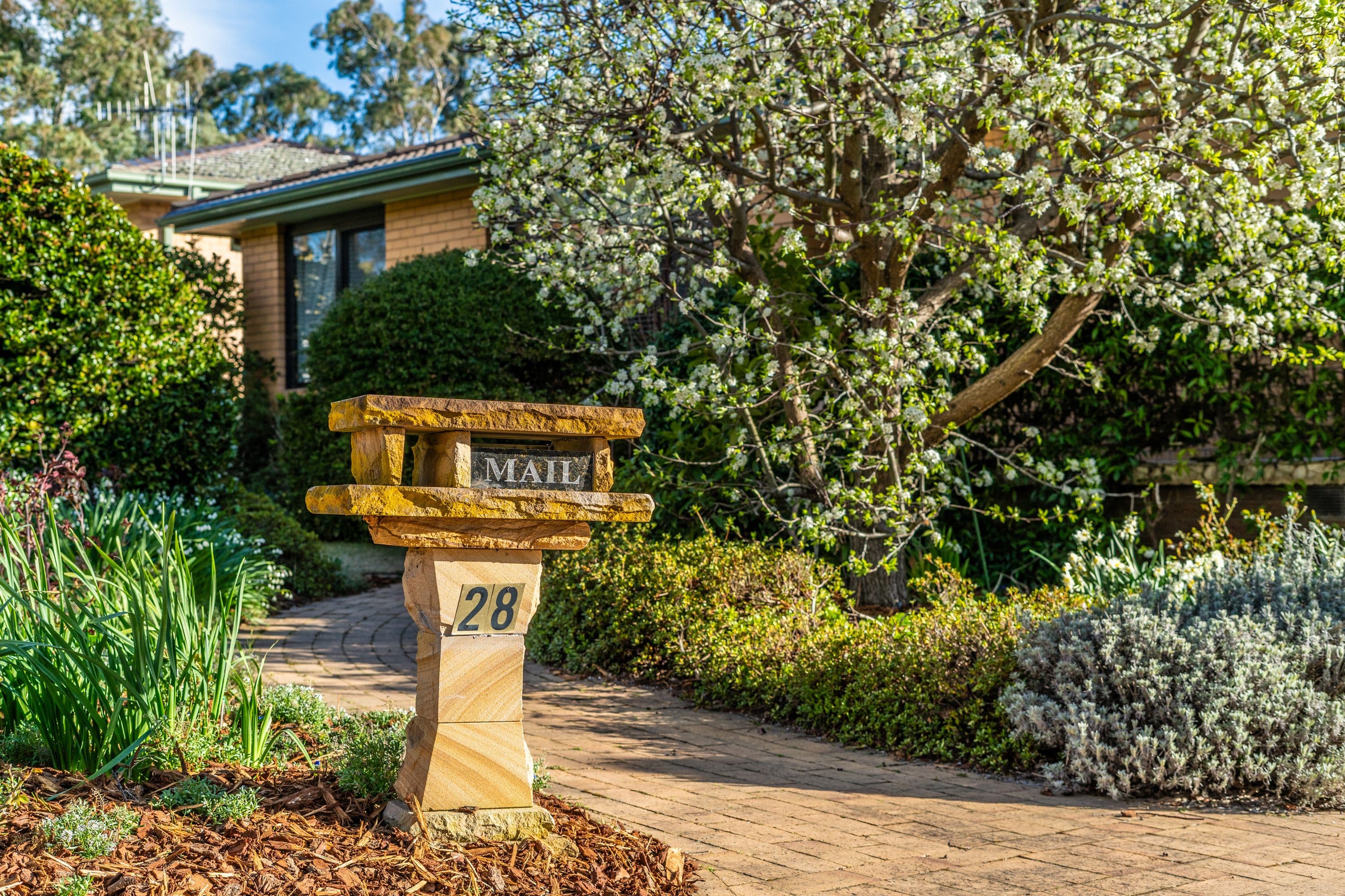 28 Mackellar Crescent, Cook ACT 2614, Cook - Thumbnail 4
