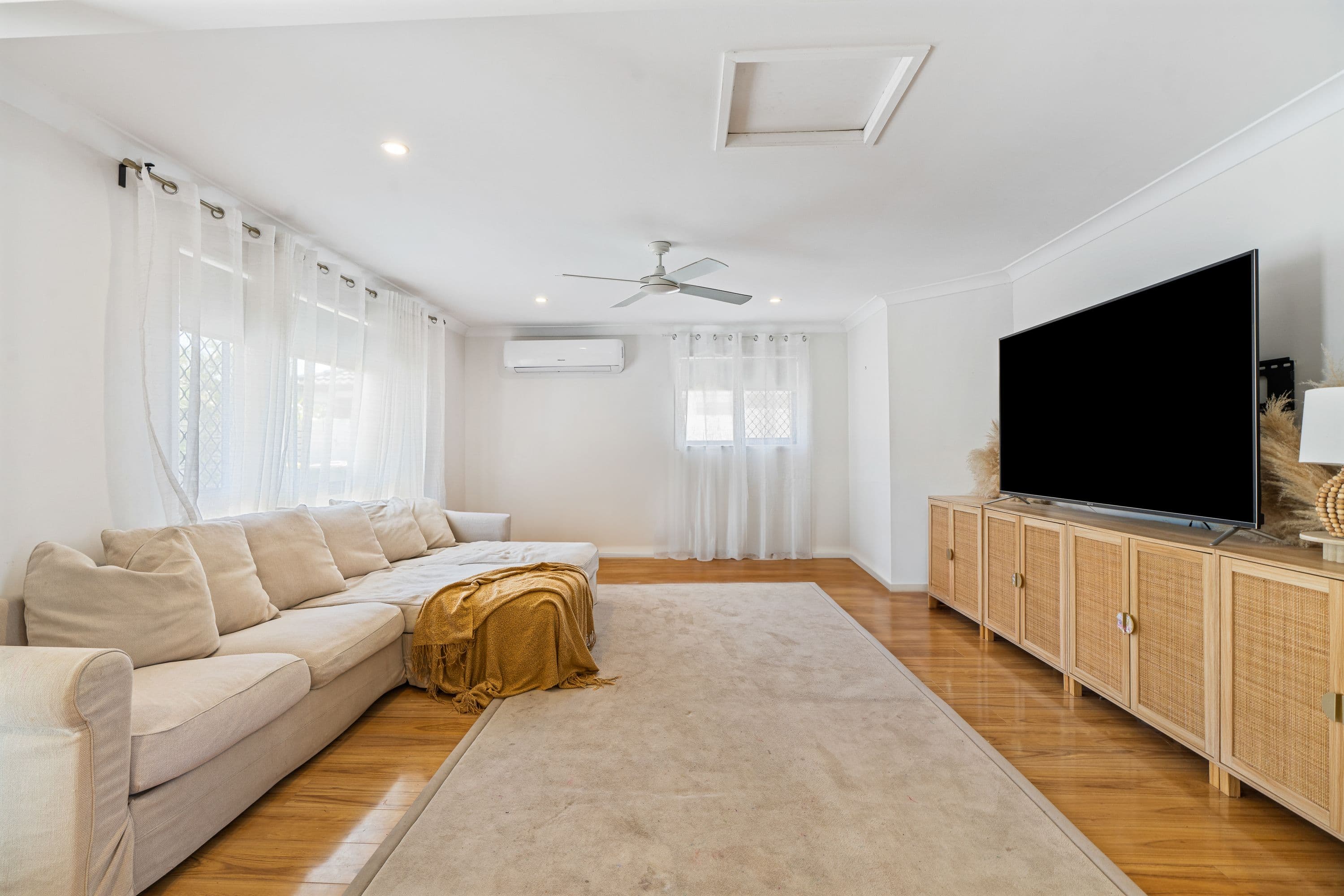 7 Ling Place, Palm Beach QLD 4221, Palm Beach - Thumbnail 3