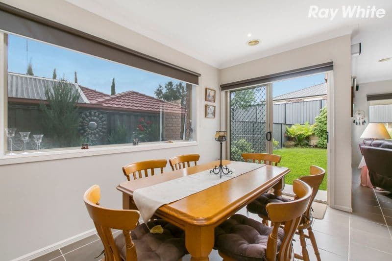 75 Leigh Drive, Pakenham VIC 3810, Pakenham - Thumbnail 6