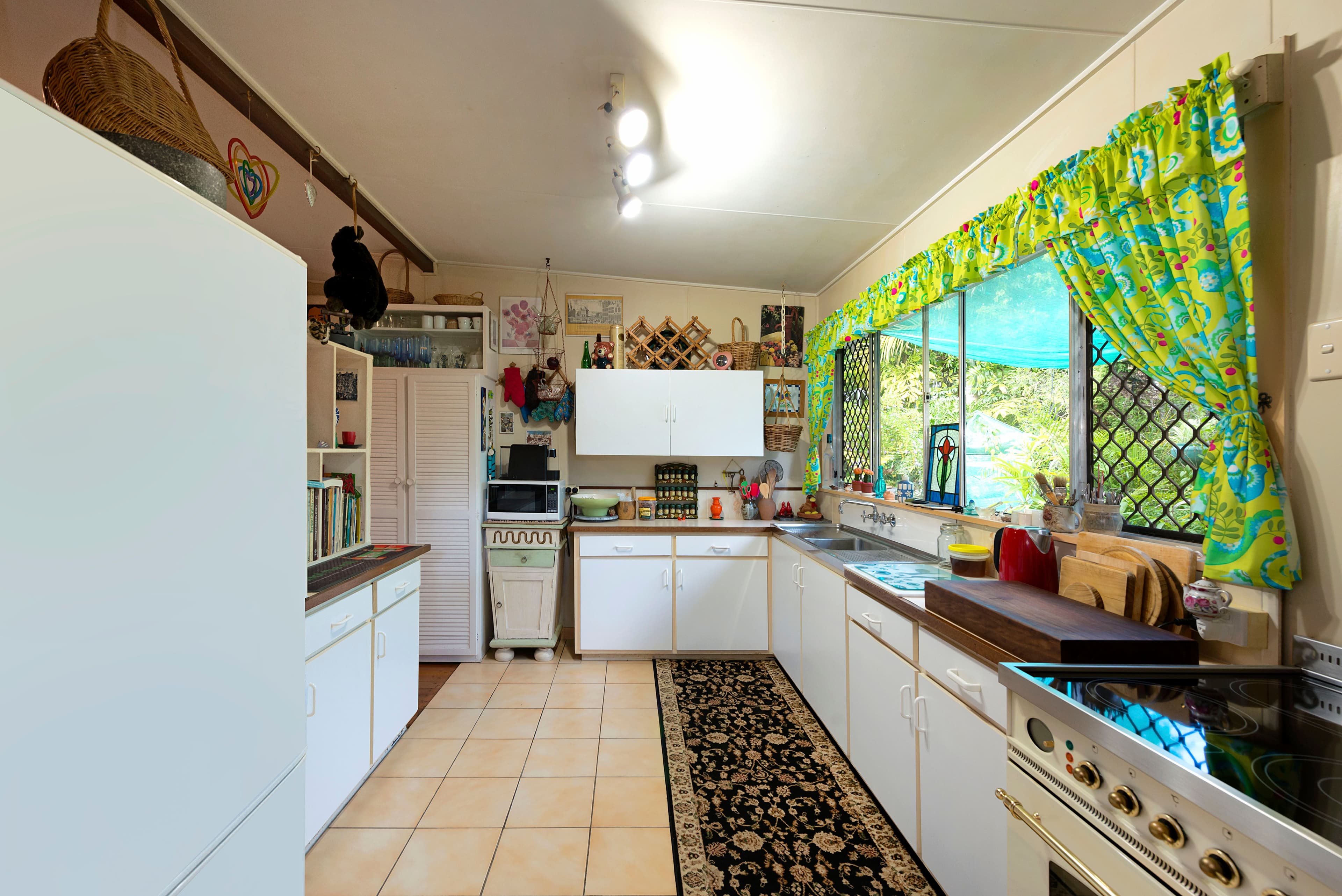 16 Ridgeway Street, The Gap QLD 4061, The Gap - Thumbnail 5