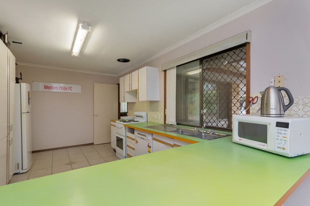 2 Leopard Street, Raceview QLD 4305, Raceview - Thumbnail 4