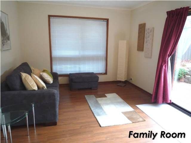 2124 Royal Pines Resort, Benowa, QLD, 4217, Benowa - Thumbnail 7