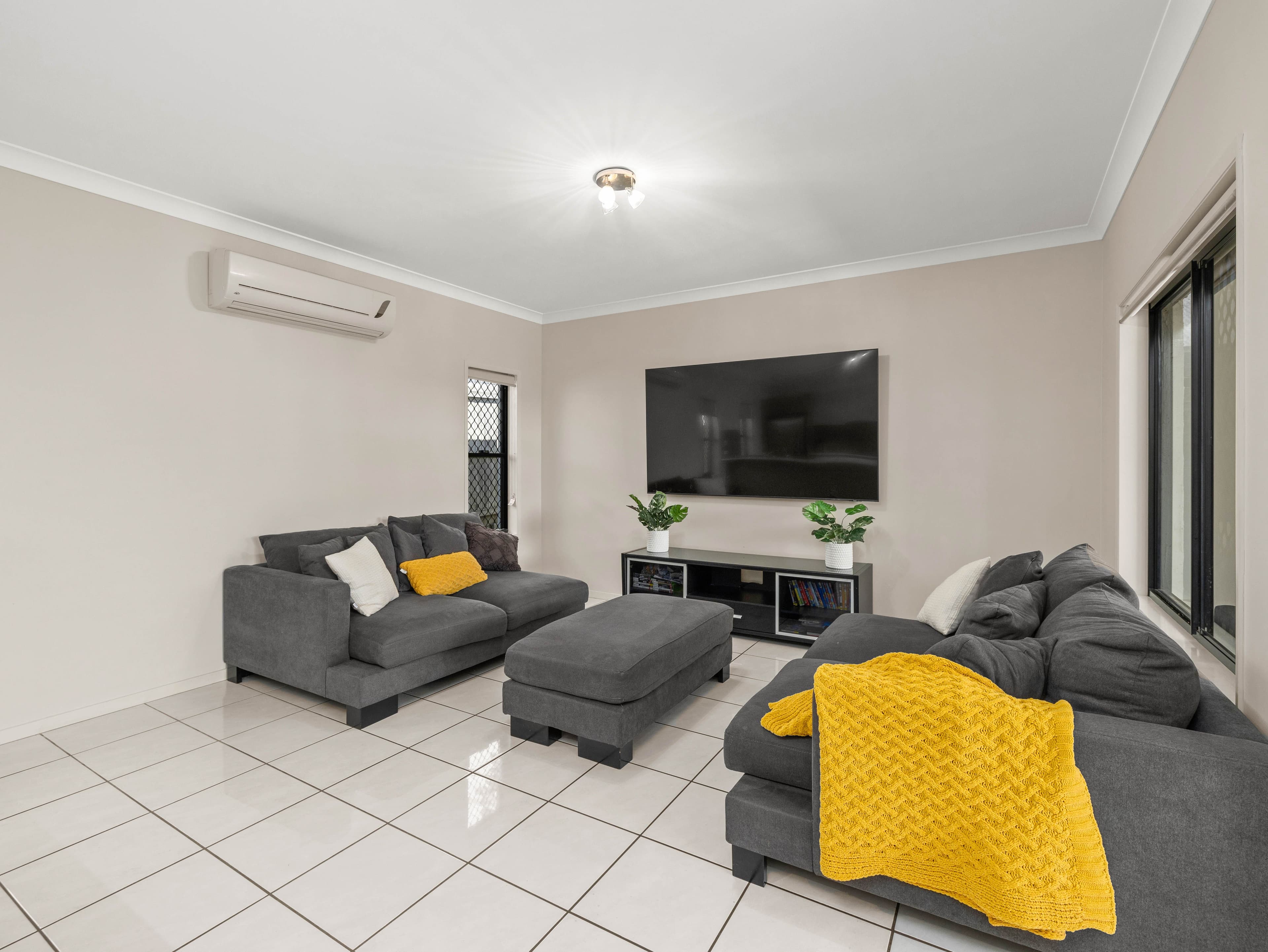 11 Grand Canyon Drive, Springfield Lakes QLD 4300, Springfield Lakes - Thumbnail 3