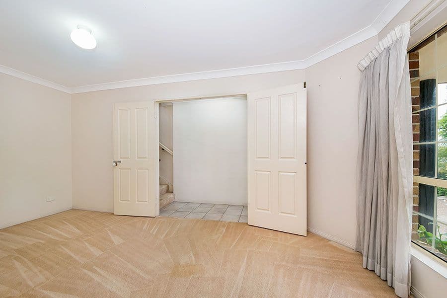 30 Rennie Street, Indooroopilly QLD 4068, Indooroopilly - Thumbnail 2
