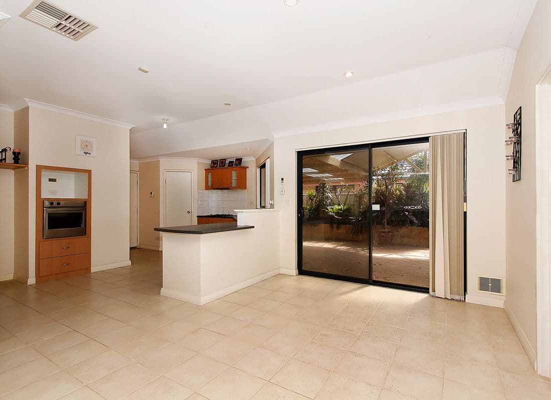 15 Barkley Loop, CANNING VALE WA 6155, Canning Vale - Thumbnail 6