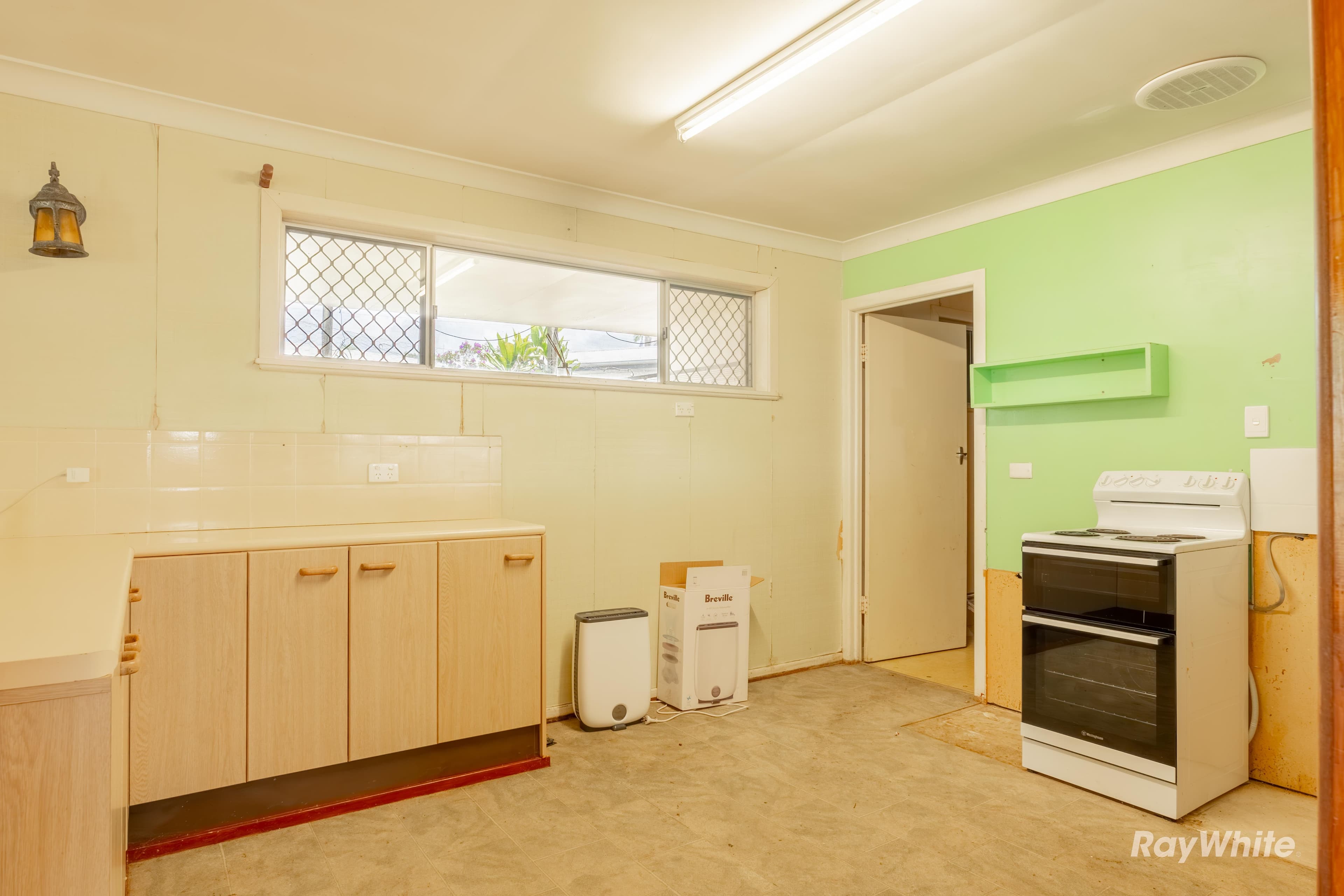 1A Thorburn Street, Svensson Heights QLD 4670, Svensson Heights - Thumbnail 8