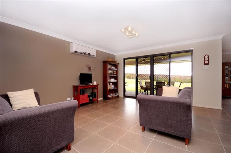 19 Mountview Court, HIGHFIELDS QLD 4352, Highfields - Thumbnail 7
