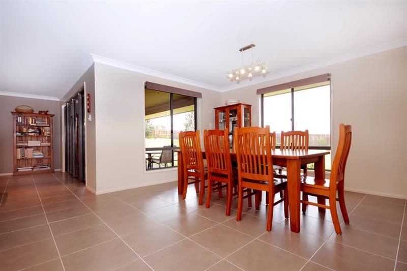 19 Mountview Court, HIGHFIELDS QLD 4352, Highfields - Thumbnail 8
