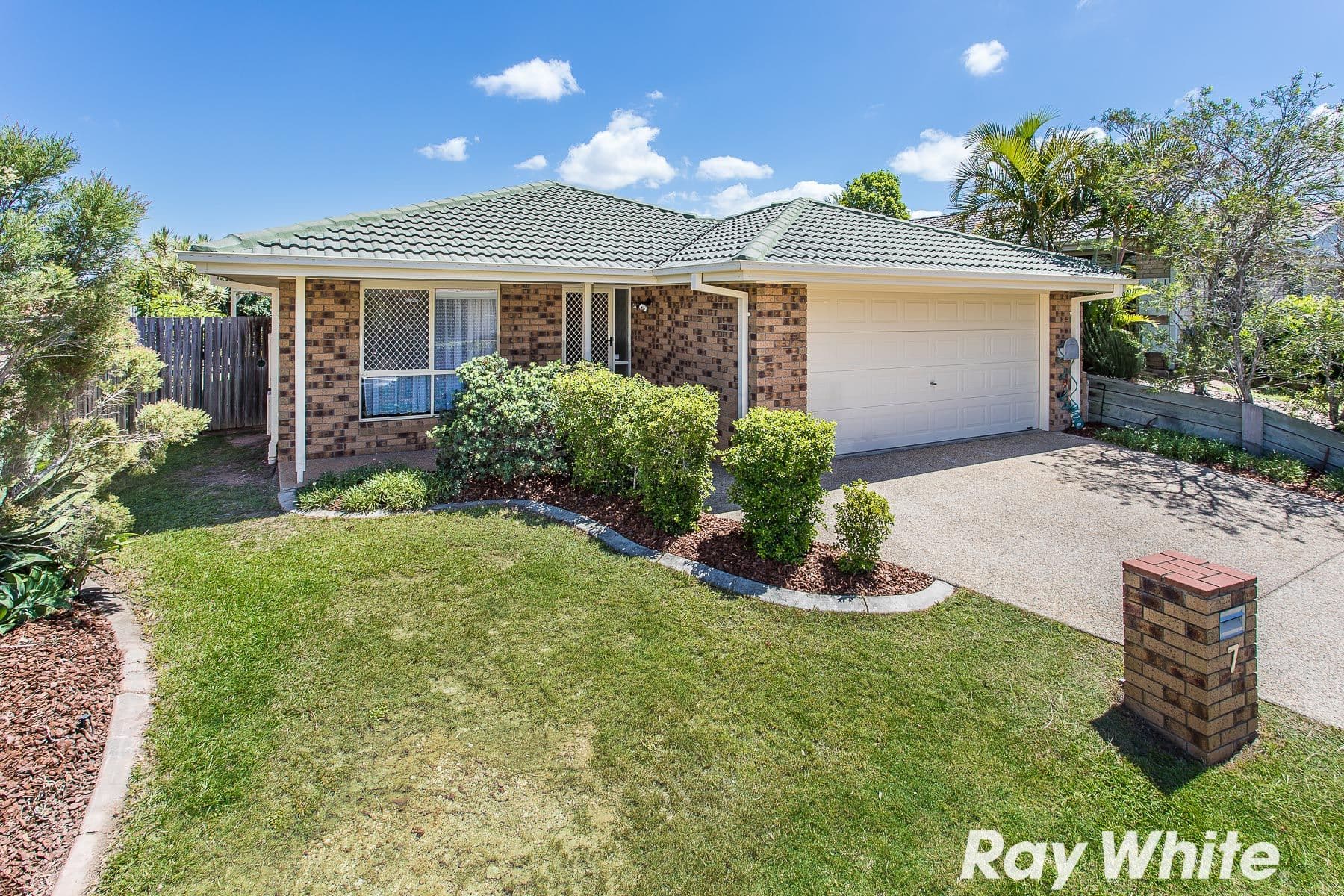 7 Faraday Court, Kallangur QLD 4503, Kallangur - Image 1