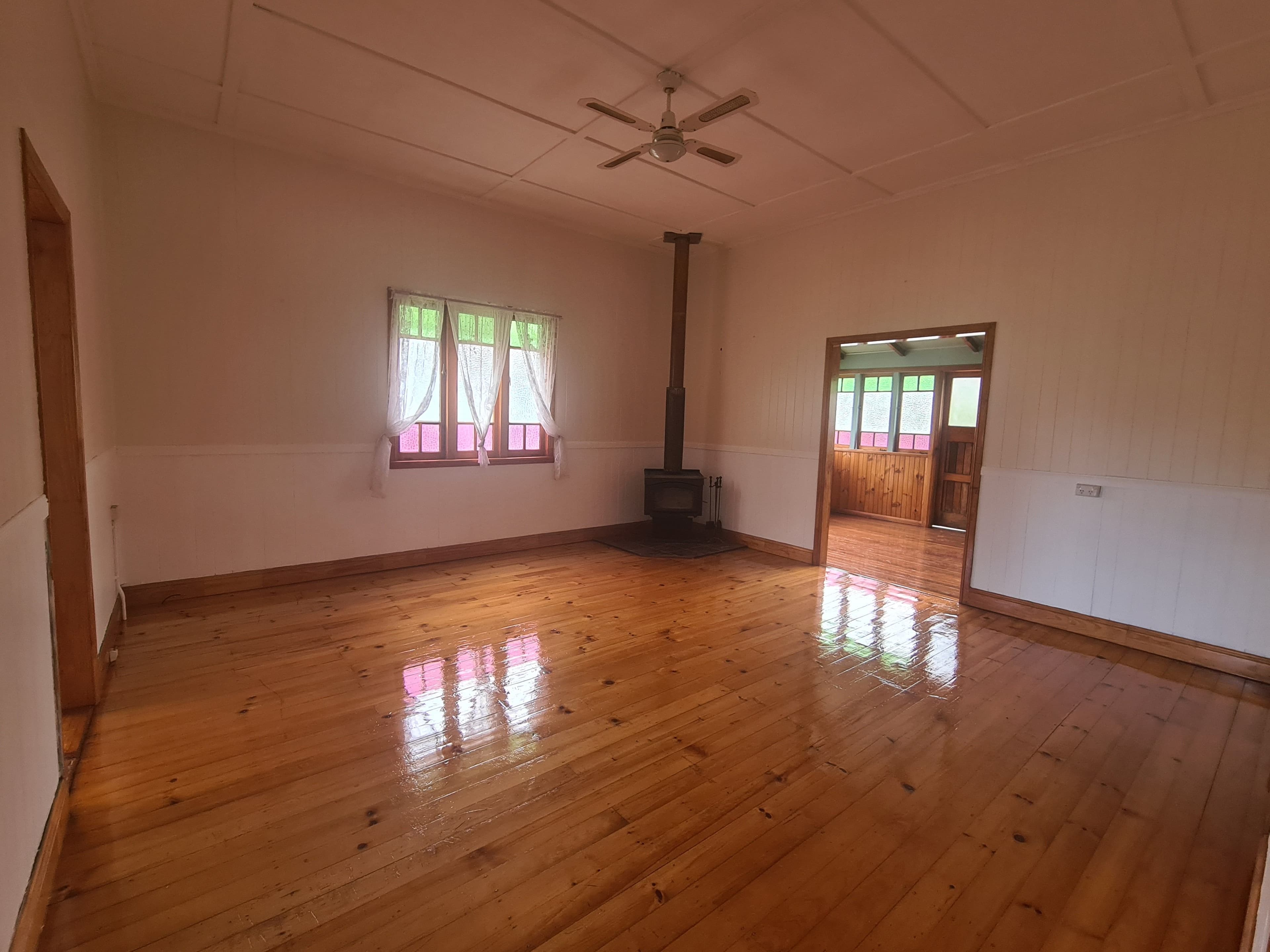 2 Esk Street, Crows Nest QLD 4355, Crows Nest - Thumbnail 5