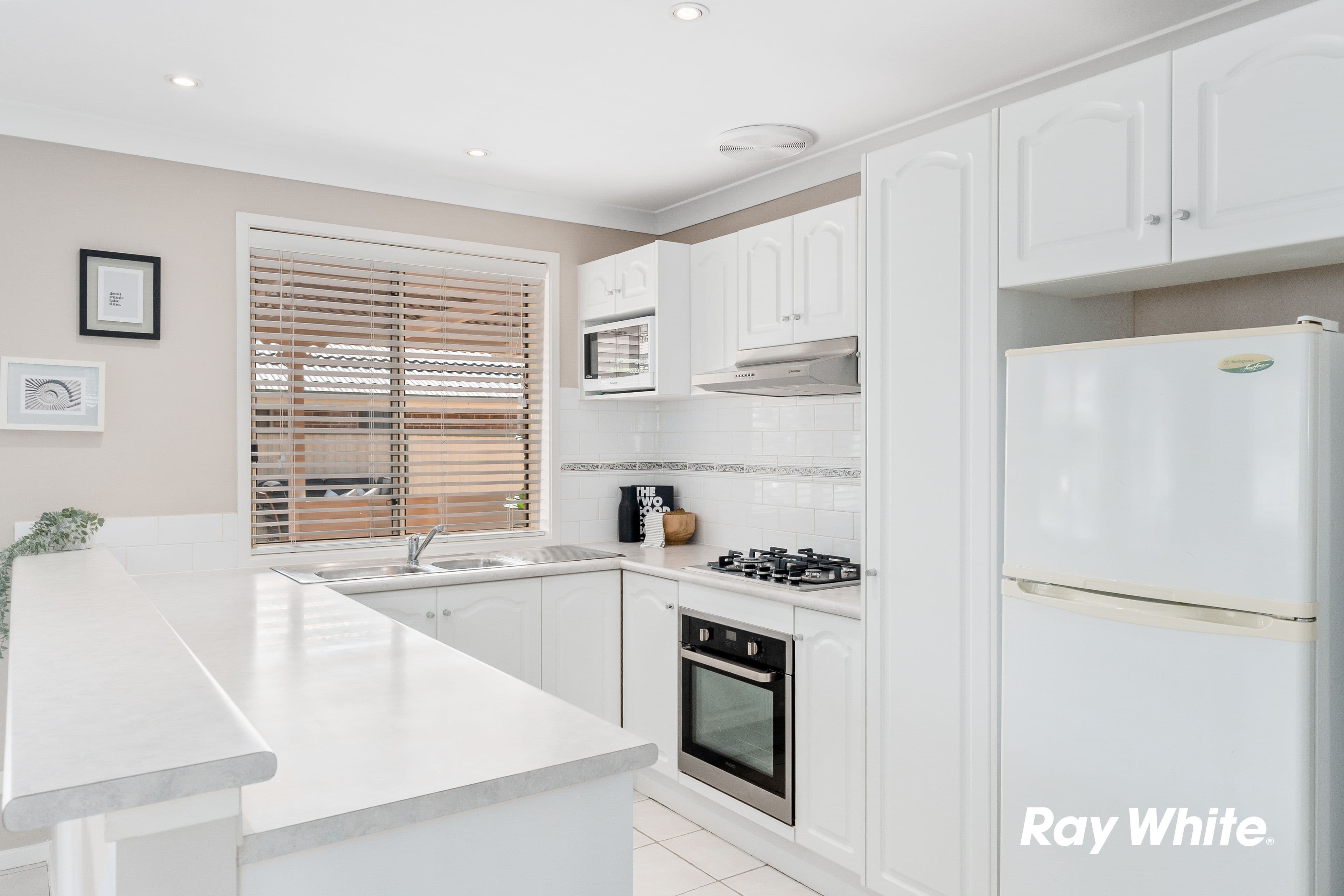 10 Solitaire Court, Stanhope Gardens NSW 2768, Stanhope Gardens - Thumbnail 4