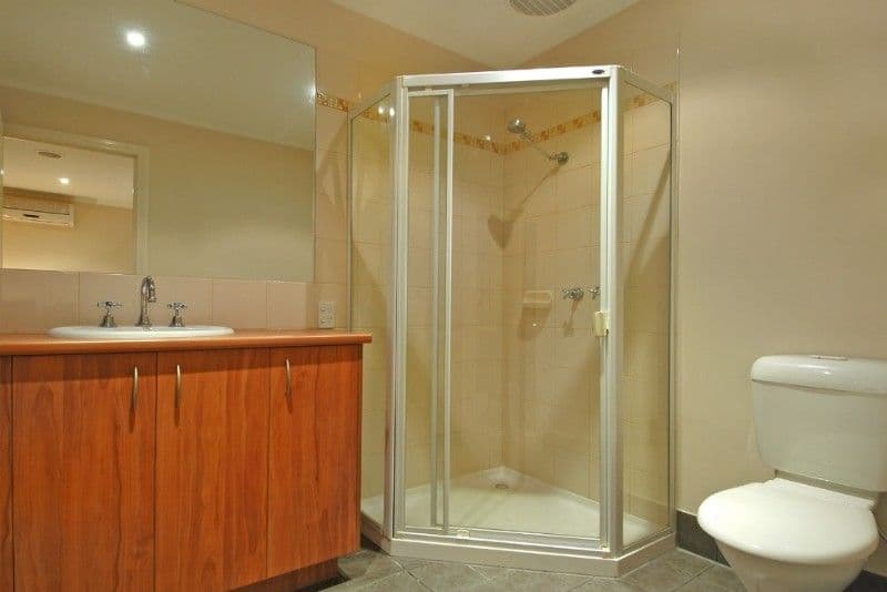 12 Malabar Walk, BUNDOORA VIC 3083, Bundoora - Thumbnail 4