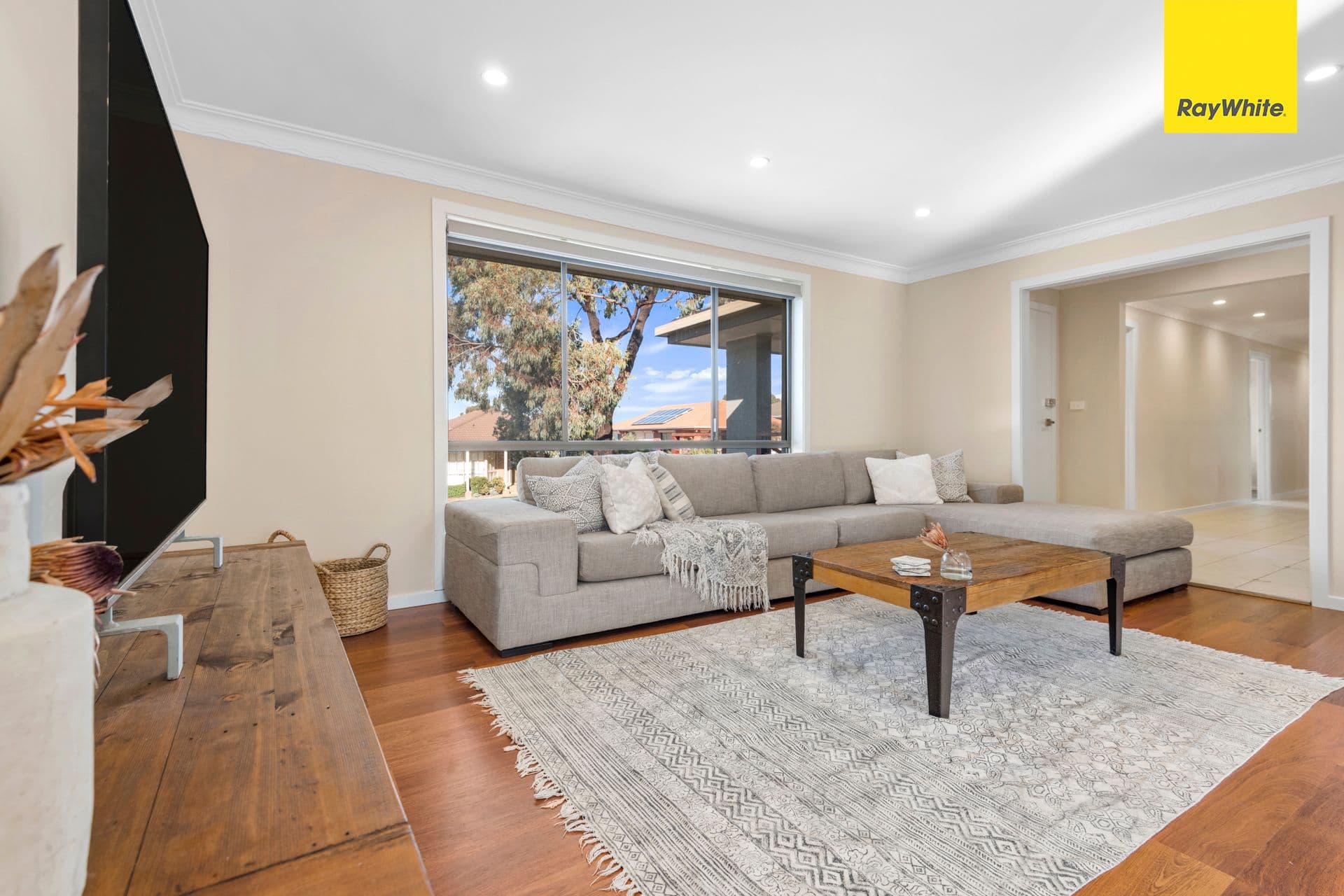 2 Dyson Drive, Sunbury VIC 3429, Sunbury - Thumbnail 4