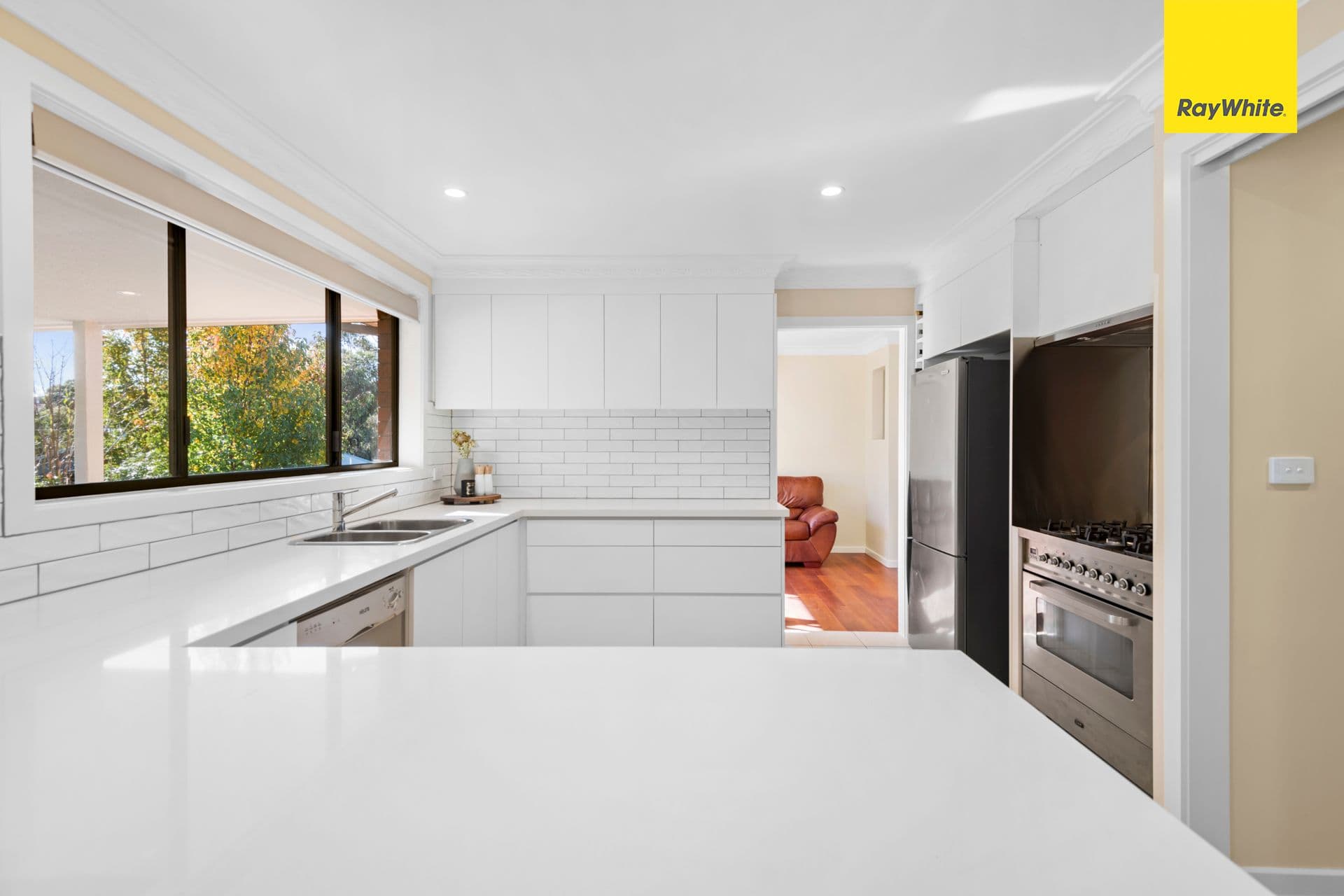 2 Dyson Drive, Sunbury VIC 3429, Sunbury - Thumbnail 7