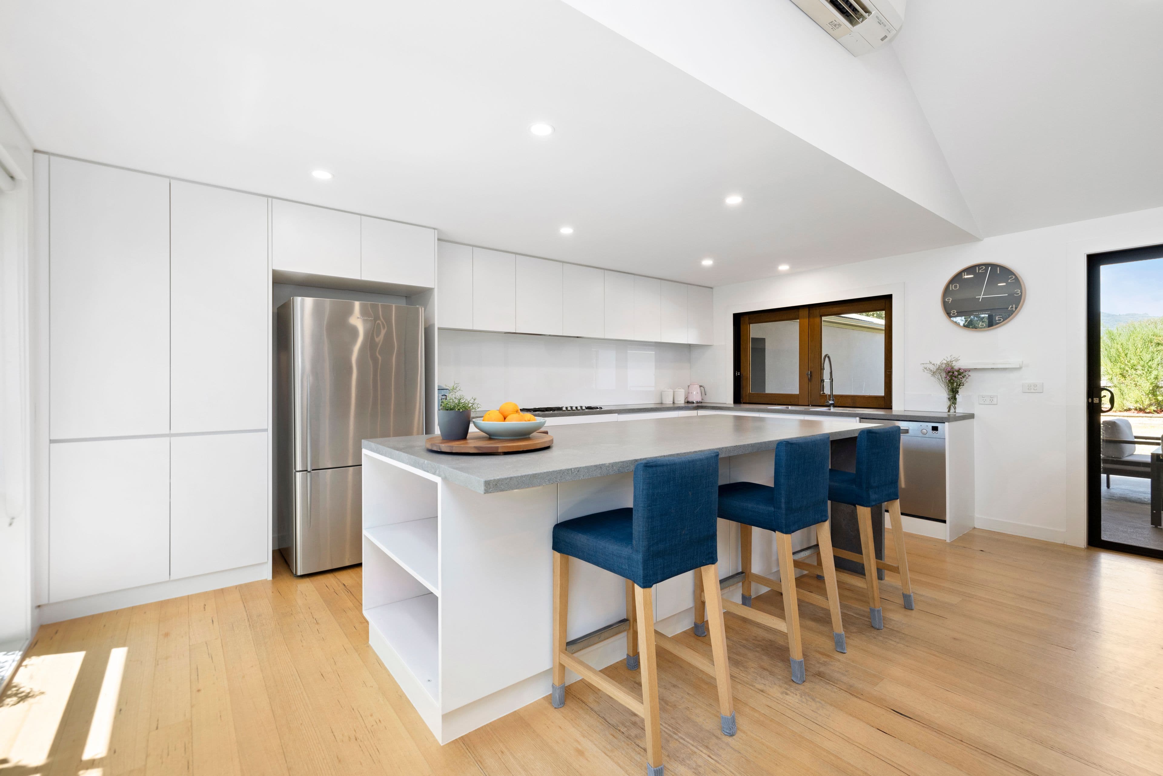 16 Wimborne Court, Bayswater North VIC 3153, Bayswater North - Thumbnail 4