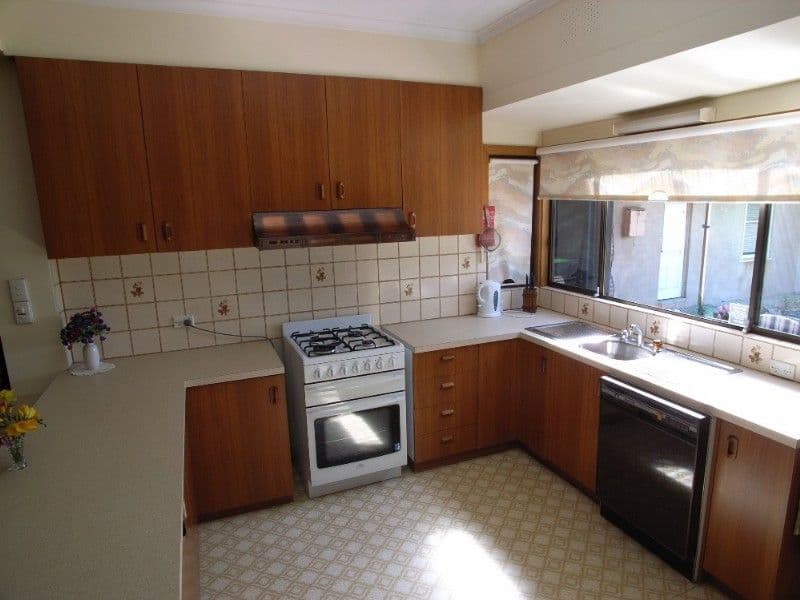 85 Macintosh Street, SHEPPARTON VIC 3630, Shepparton - Thumbnail 4