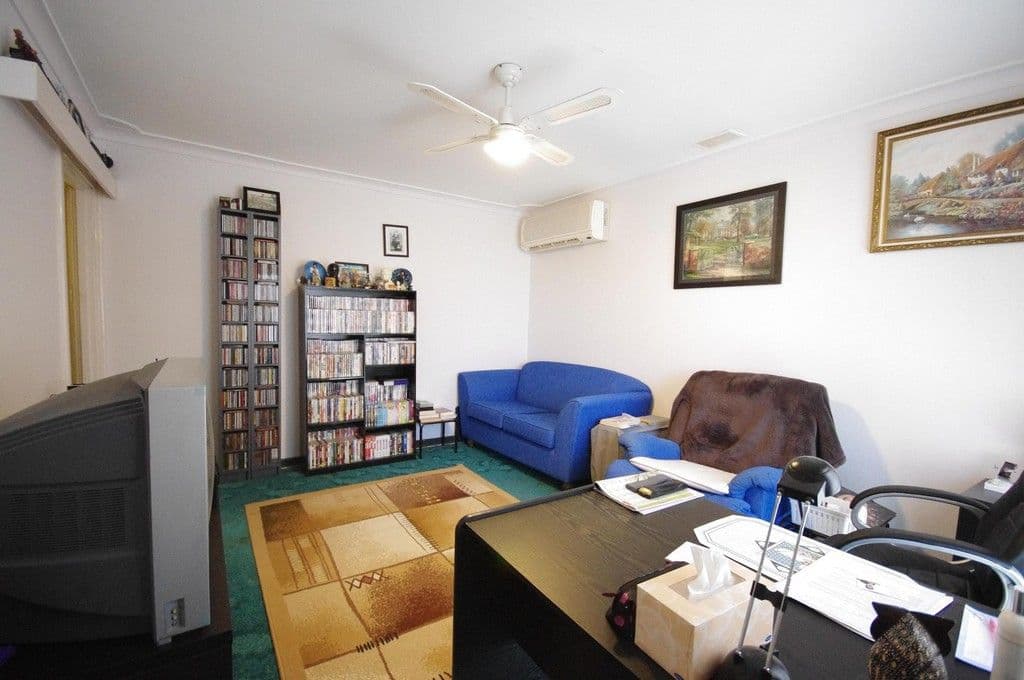 41 Connell Way, GIRRAWHEEN WA 6064, Girrawheen - Thumbnail 2