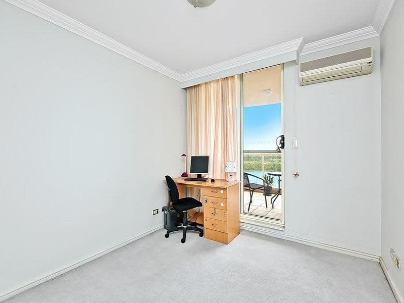 804/8 Wentworth Drive, Liberty Grove - Thumbnail 6