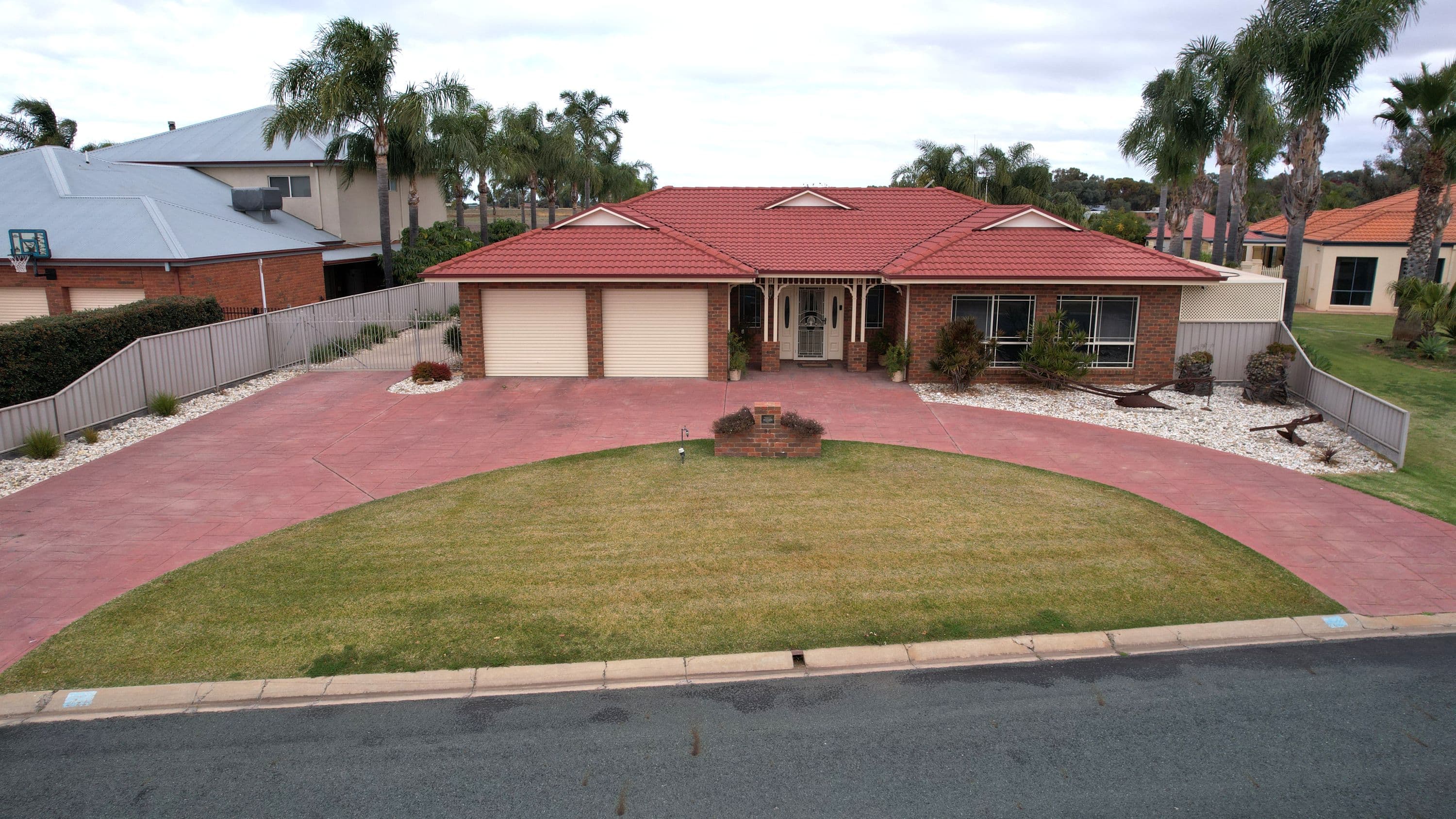 56 Poole Boulevard, Swan Hill VIC 3585, Swan Hill - Thumbnail 2
