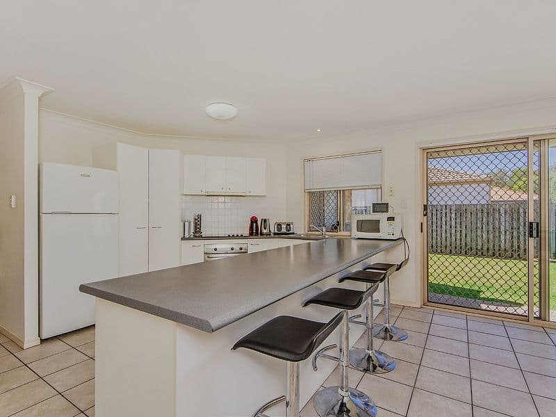 27 Barrs Avenue, OXENFORD QLD 4210, Oxenford - Thumbnail 3