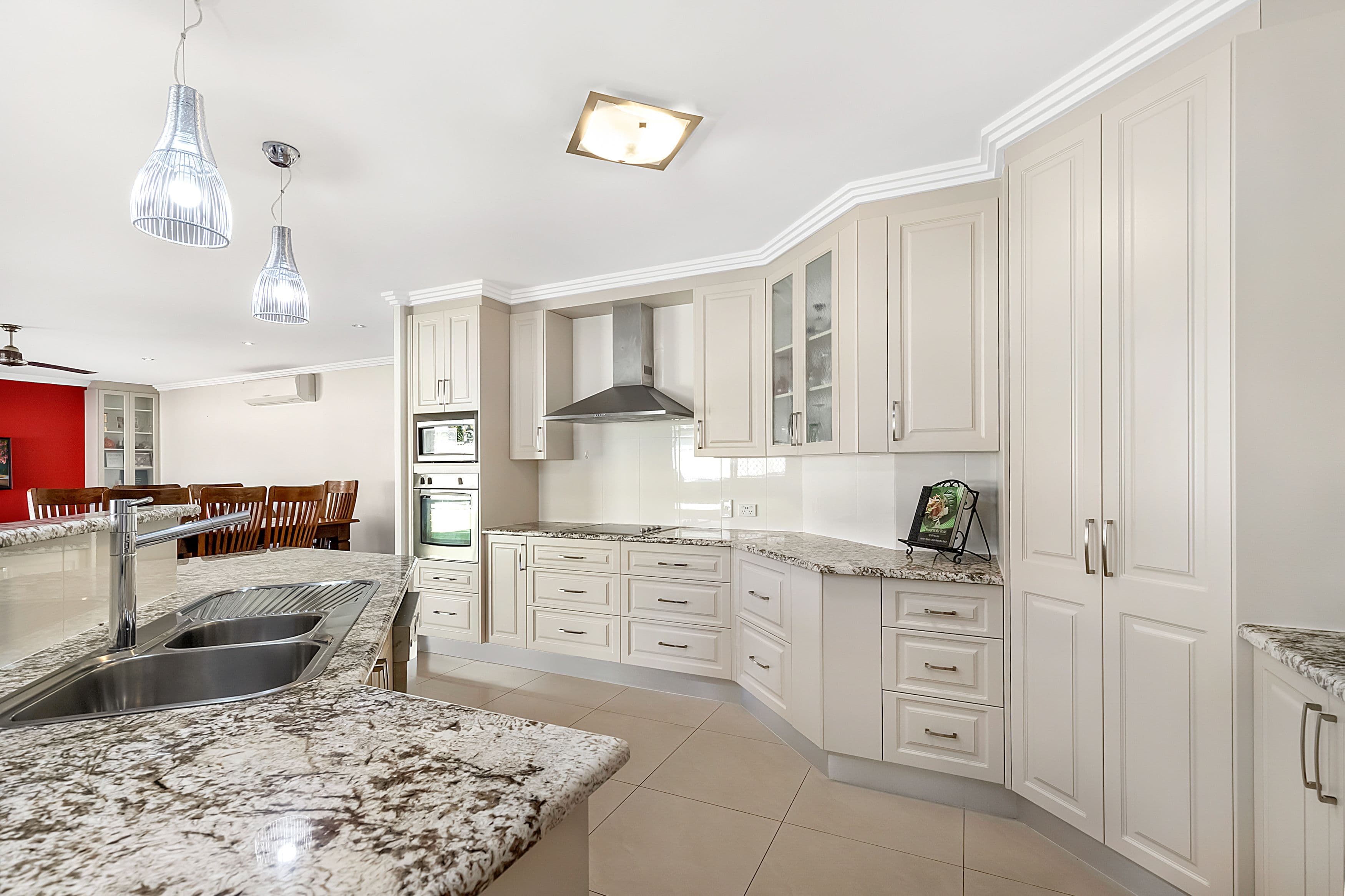 7 Morgan Place, Emerald QLD 4720, Emerald - Thumbnail 4