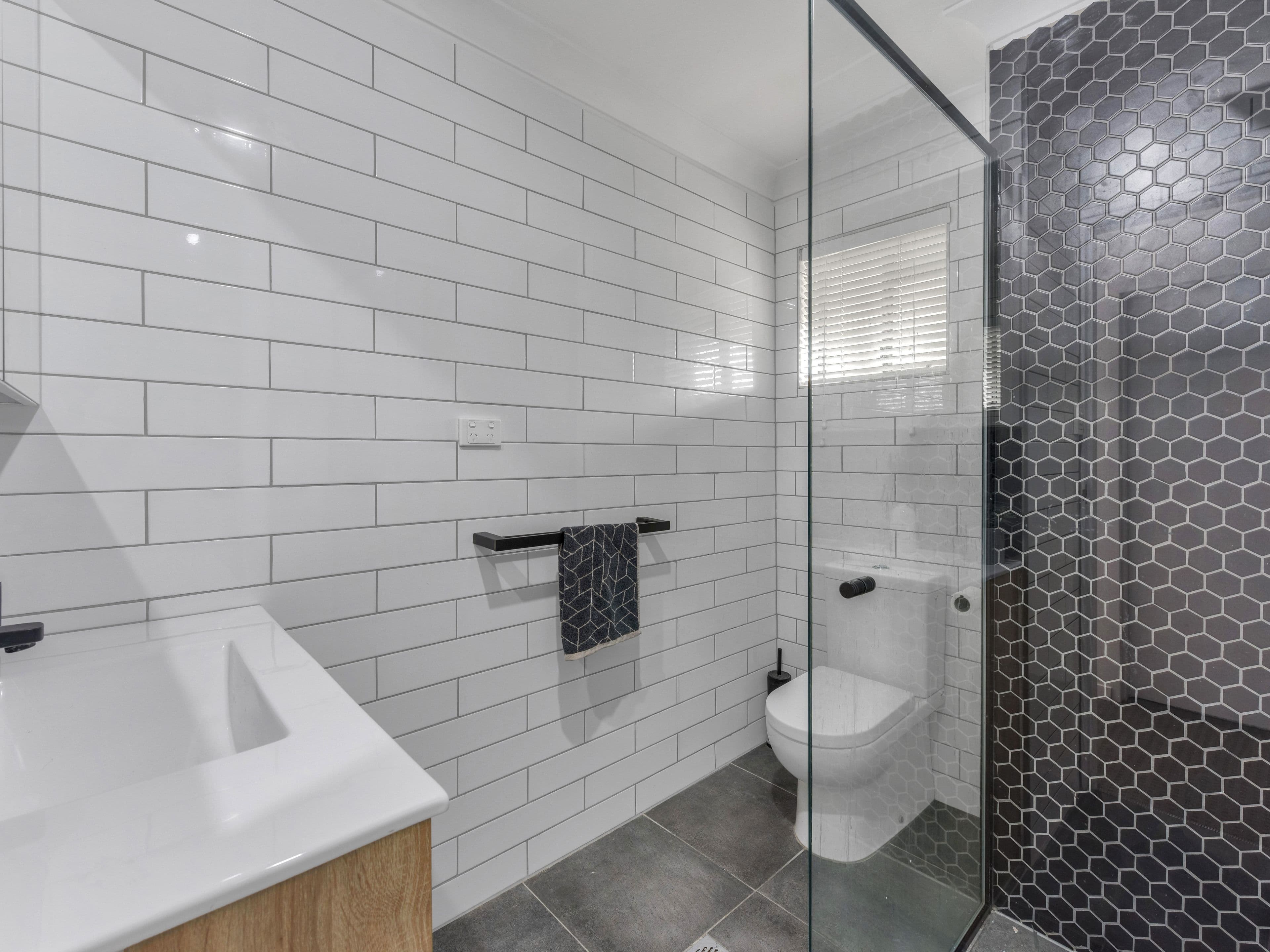 19 Pashen Street, Morningside QLD 4170, Morningside - Thumbnail 3