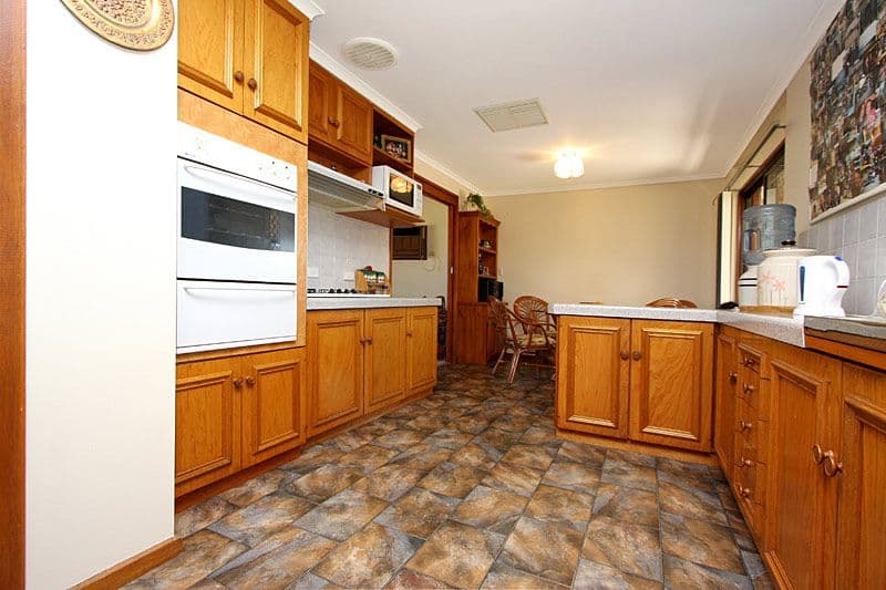 23 Kanimbla Crescent, CRAIGMORE SA 5114, Craigmore - Thumbnail 3