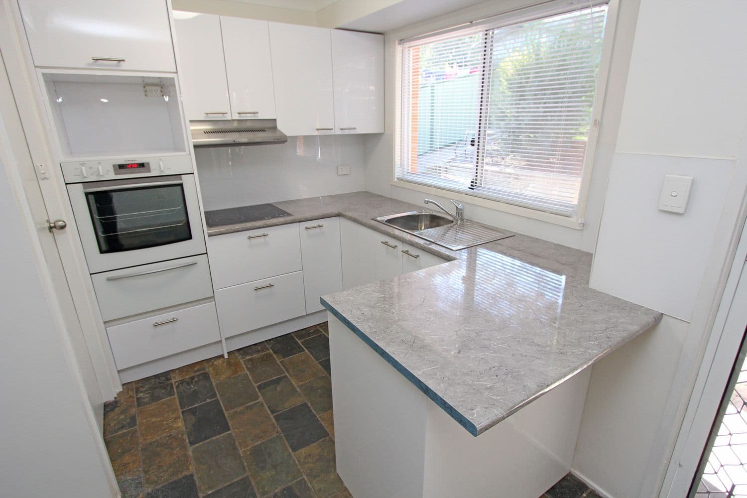11 Sherwood Drive, Springfield NSW 2250, Springfield - Thumbnail 4