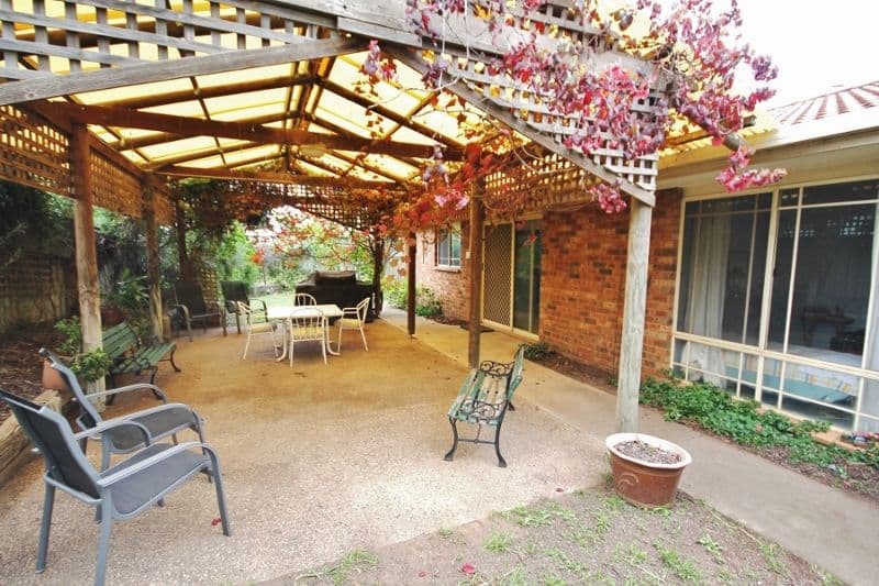 40 Pineview Circuit, YOUNG NSW 2594, Young - Thumbnail 3