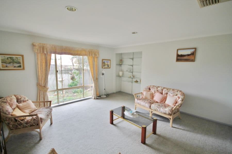 40 Pineview Circuit, YOUNG NSW 2594, Young - Thumbnail 6