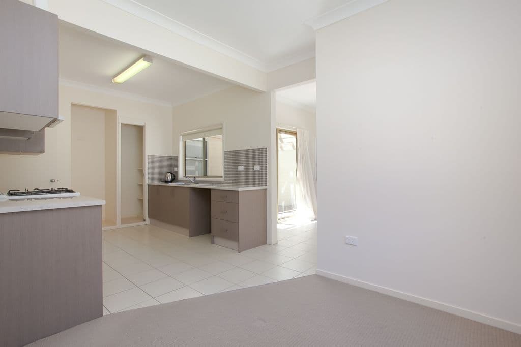 31 Davis Avenue, WALLSEND NSW 2287, Wallsend - Thumbnail 5